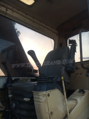 รถแมคโค CAT 320 พร้อมใช้งาน