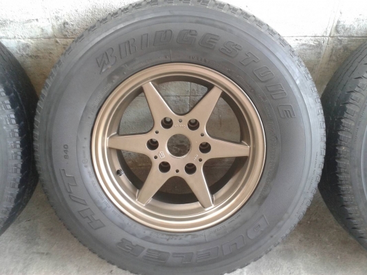 ขอบ16นิ้ว6รู พร้อมยาง ชุดนี้ ราคา 7900 บาท