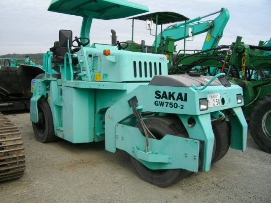 ขาย SAKAI GW750-2 สภาพสวย นำเข้าจากญี่ปุ่น สนใจติดต่อ อำพล 090-9694506, 080-3031241