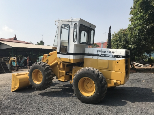 ขายรถตักล้อยาง KOMATSU 510 รถเก่าใน สภาพสวยๆ พร้อมใช้ สนใจติดต่อ 081-9485494
