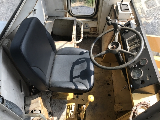 ขายรถตักล้อยาง KOMATSU 510 รถเก่าใน สภาพสวยๆ พร้อมใช้ สนใจติดต่อ 081-9485494