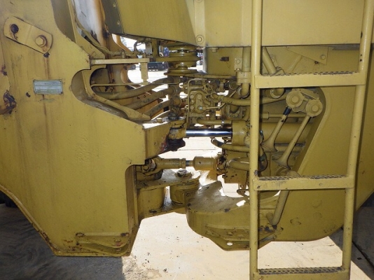 คันที่ 3. รถตัก CAT 936E เก่าญี่ปุ่นแท้ ซีเรียล 2,7XX โทร.090-986-2521 อ๊อบ