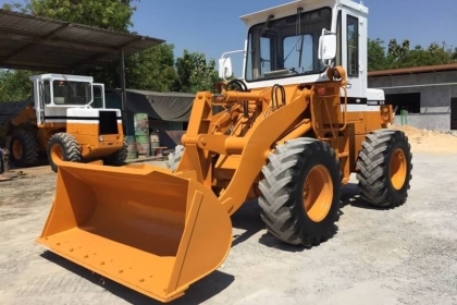 ขาย รถตัก KOMATSU 510 กรองเดี่ยว ซีเรียลสูง นำเข้าจากญี่ปุ่น 090-986-2521 อ๊อบ