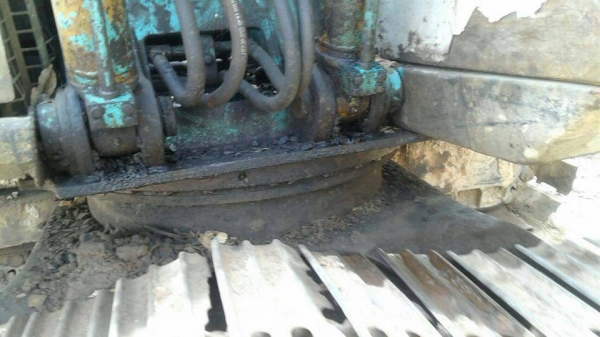 แบ็คโฮ KOBELCO รุ่นมาร์คไฟว์ 120-5