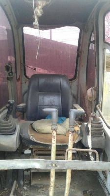 แบ็คโฮ KOBELCO รุ่นมาร์คไฟว์ 120-5