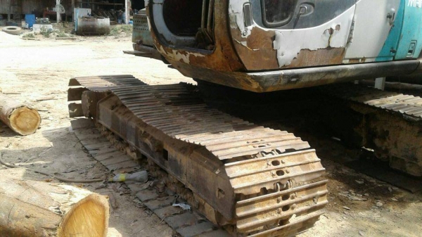 แบ็คโฮ KOBELCO รุ่นมาร์คไฟว์ 120-5