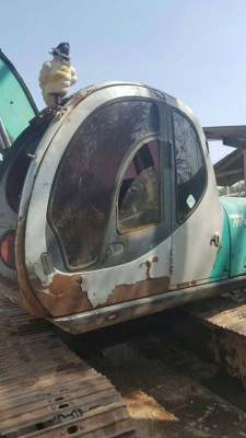 แบ็คโฮ KOBELCO รุ่นมาร์คไฟว์ 120-5