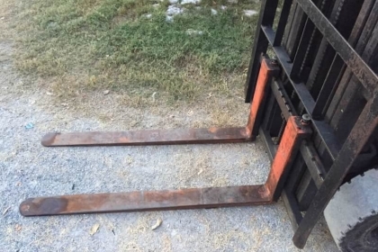 ขาย รถฟอร์คลิฟท์ TOYOTA รุ่น6 1.8ตัน เสา 6 เมตร เครื่องเบนซิน เก่าญี่ปุ่น โทร.090-986-2521 อ๊อบ