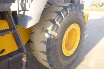 ขาย TCM ZW220 ปี2012 นำเข้าจากญี่ปุ่น ราคาถูก โทร.090-986-2521 อ๊อบ