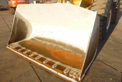 ขาย TCM ZW220 ปี2012 นำเข้าจากญี่ปุ่น ราคาถูก โทร.090-986-2521 อ๊อบ