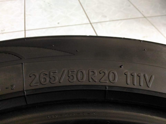 ยาง Nitto NT420  265 50 20 ปลายปี 12 ยางสวยทุกเส้น ดอกหนาๆ ขายถูก 4 เส้น 6,900.- ใส่ถ่วงฟรี ส่งทั่วไทยค่ะ
