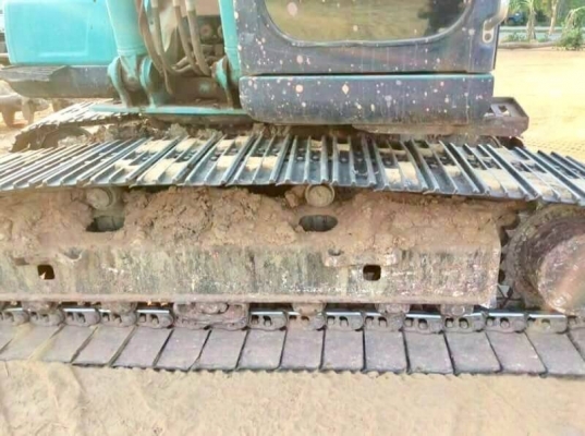 KOBELCO ราคา 1,590,000 บาท sk 200-8 yn 12 super ไฟฟ้าครบ เครื่องดี ปั้มแรง เอวแน่น ช่วงล่างสวย เอกสารแจ้งจำหน่าย.1หมื่นกว่าๆช.ม(รถอยู่ ระยอง) โทร 098-1862844  อ๊อฟ 101 ไอดีไลน์ ja5657