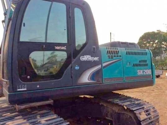 KOBELCO ราคา 1,590,000 บาท sk 200-8 yn 12 super ไฟฟ้าครบ เครื่องดี ปั้มแรง เอวแน่น ช่วงล่างสวย เอกสารแจ้งจำหน่าย.1หมื่นกว่าๆช.ม(รถอยู่ ระยอง) โทร 098-1862844  อ๊อฟ 101 ไอดีไลน์ ja5657