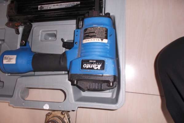 เครื่องมือเหมาคับ 1ไฟเบอร์2สว่านมือ3ไขควงไฟฟ้า4ปากา4นิ้ว5หินเจียมือ6ปืนยิงตะปู