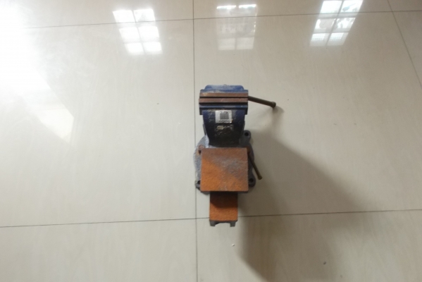 เครื่องมือเหมาคับ 1ไฟเบอร์2สว่านมือ3ไขควงไฟฟ้า4ปากา4นิ้ว5หินเจียมือ6ปืนยิงตะปู