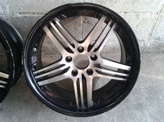 ขอบ18นิ้ว5รู114 ชุดนี้ ราคา 7990 บาท