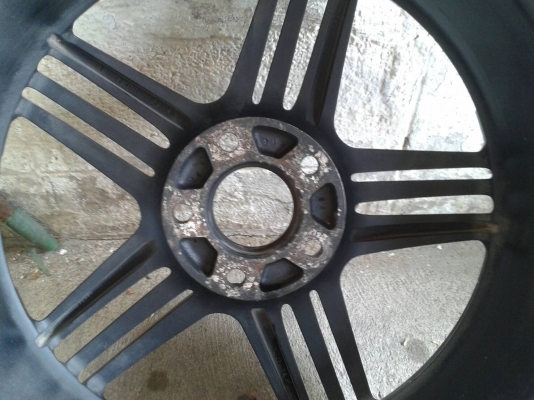 ขอบ18นิ้ว5รู114 ชุดนี้ ราคา 7990 บาท