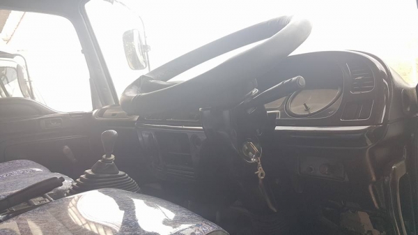 เดกก้า10ล้อ 195แรงเพลาเดียว กระบะสามมิตร ยาว 6 เมตร เบรคจิฟฟี่ สภาพสวยจัด ทำงานได้เลย