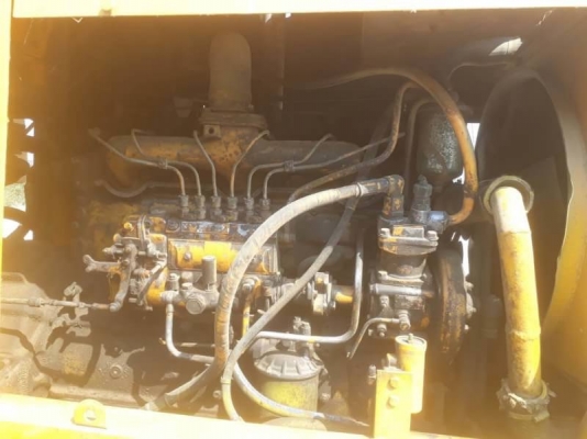 KOMATSU JH63 เอวอ่อน 335,000 บาท เครื่องดี เกียร์ดี ยางสวย ต่อแขน เปิดปาก เอกสารชื้อขาย  รถอยู่ จ.สุพรรณบุรี  โทร 098-1862844 อ๊อฟ 101 ไอดีไลน์ ja5657