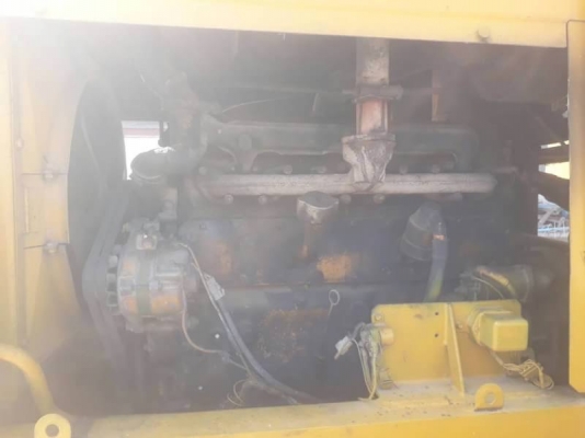 KOMATSU JH63 เอวอ่อน 335,000 บาท เครื่องดี เกียร์ดี ยางสวย ต่อแขน เปิดปาก เอกสารชื้อขาย  รถอยู่ จ.สุพรรณบุรี  โทร 098-1862844 อ๊อฟ 101 ไอดีไลน์ ja5657
