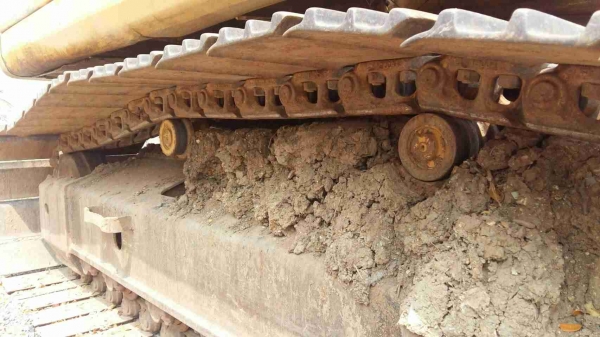 ขายด่วน KOMATSU PC200-7 รถสภาพสวยพร้อมใช้งาน เครื่องปั้มดี ไฟฟ้าอยู่ โซ่ช่วงล่างพร้อมใช้งาน เอกสารเล่มทะเบียน ขายด่วน KOMATSU PC200-7 รถสภาพสวยพร้อมใช้งาน เครื่องปั้มดี ไฟฟ้าอยู่ โซ่ช่วงล่างพร้อมใช้งาน เอกสารเล่มทะเบียน