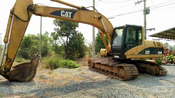 ขายด่วน แม็คโคร CAT 320C สภาพใช้งานได้ปกติ เครื่องปั้มเดิม ช่วงล่างไม่สวย ไฟฟ้าอยู่ เครื่องปั้มดี เอกสารเล่มทะเบียน