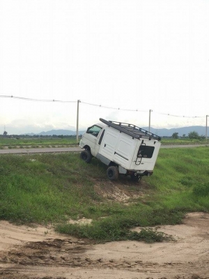 -ขายdaihatsu hijet jumbo s210p 4x4 (มีแค็ป หลังคาสูง) หายากมีไม่เกิน 10คันในไทย