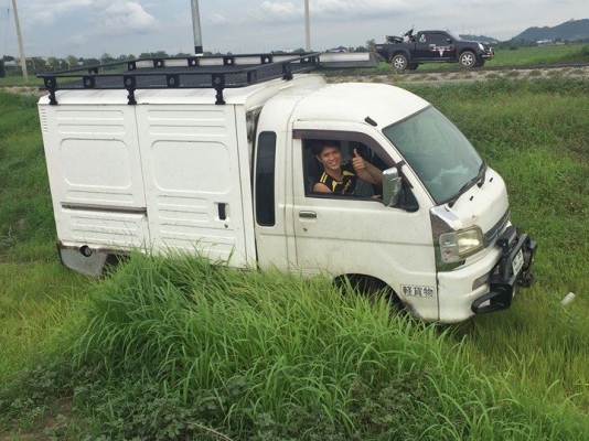 -ขายdaihatsu hijet jumbo s210p 4x4 (มีแค็ป หลังคาสูง) หายากมีไม่เกิน 10คันในไทย