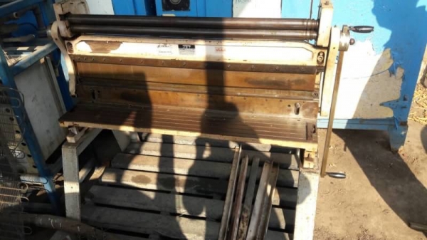 ขายม้วนพับตัดอเนกประสงค์ยาว3.5ฟุตพร้อมใช้ราคาประหยัดครับ