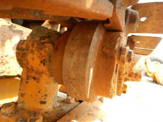 ขายรถแทรคเตอร์ KOMATSU D30S-15 ราคา 220000
