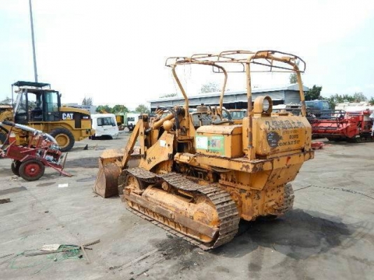 ขายรถแทรคเตอร์ KOMATSU D30S-15 ราคา 220000 ขายรถแทรคเตอร์ KOMATSU D30S-15 ราคา 220000