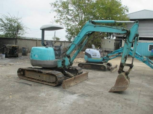 ขายรถแบคโฮ KOBELCO SK40SR ไมล์ 3190 ชม.ราคา 485000 ขายรถแบคโฮ KOBELCO SK40SR ไมล์ 3190 ชม.ราคา 485000