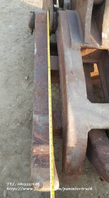 FROM JAPAN ตัวคีบปากหนีบไม้GRAPPLE-YUTANI /สำหรับรถขุดไซค์ 200 /สลัก 80 มิล/ ราคาเพียง 37,000 บาท สนใจติดต่อ 0819337688