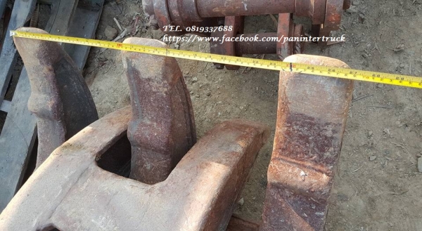 FROM JAPAN ตัวคีบปากหนีบไม้GRAPPLE-YUTANI /สำหรับรถขุดไซค์ 200 /สลัก 80 มิล/ ราคาเพียง 37,000 บาท สนใจติดต่อ 0819337688