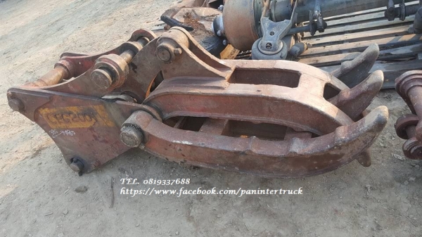 FROM JAPAN ตัวคีบปากหนีบไม้GRAPPLE-YUTANI /สำหรับรถขุดไซค์ 200 /สลัก 80 มิล/ ราคาเพียง 37,000 บาท สนใจติดต่อ 0819337688