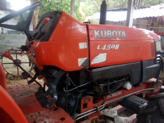 รถไถ 45  แรง ปึ 51   เครื่องแห้งดี  พร้อมลุยงาน อุปกร  2 ชิ้น  ราคา  เบาฯฯ  235000 บาท    ดูรถ ที จ. อำนาจริญ  วันทูคอล 0986683479 dtac 0942839369 สิทธิ์ คับ