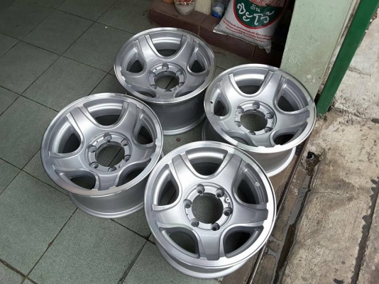 ล้อ JRD ขอบ 15*8.5 et-20 สภาพสวยๆ 1ชุด