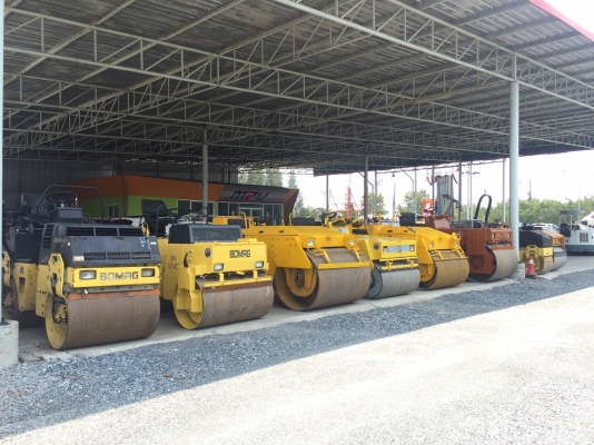 ขายรถบด4ตันKAWASAKIรุ่นkv4A3นำเข้าญี่ปุ่นเอวอ่อนขับ2เพลาเครื่องคูโบต้า4สูบสภาพดีพร้อมใช้งาน