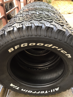 ยาง All BF goodrich 265 70 17 ปลายปี12 ดอกเต็ม ใช้ยาว ราคาไม่แพง