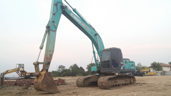 ขาย 2,350,000 KOBELCO sk 200-8 super X ทำงาน 5,371 ชม. ไฟฟ้าครบ เครื่องดี ปั้มแรงไม่มีรั่วซึม เอวแน่น ช่วงล่างสวยเหมือนใหม่ 090-772-3710 090-772-3708