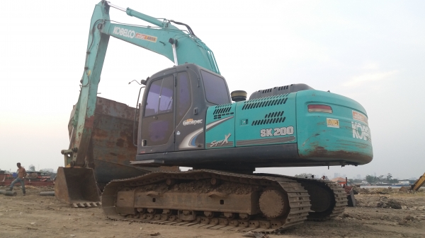 ขาย 2,350,000 KOBELCO sk 200-8 super X ทำงาน 5,371 ชม. ไฟฟ้าครบ เครื่องดี ปั้มแรงไม่มีรั่วซึม เอวแน่น ช่วงล่างสวยเหมือนใหม่ 090-772-3710 090-772-3708