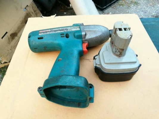 1300 บ. ส่งฟรี083-2000058 LINE ID: line832923 IMPACT DRIVER ชุดบล๊อกกระแทกด้วยระบบค้อนแรงบิดสูง ใช้แบตเตอร์ยี่ห้อ Makita จากญี่ปุ่นหมุนที่ 0-2000รอบต่อนาที ชุดทดขนาดใหญ่ แบตขนาด 12V.มีแบต1ก้อน(เสีีอม) แท่นชาร์ท 1300 บ. ส่งฟรี083-2000058 LINE ID: line832923 IMPACT DRIVER ชุดบล๊อกกระแทกด้วยระบบค้อนแรงบิดสูง ใช้แบตเตอร์ยี่ห้อ Makita จากญี่ปุ่นหมุนที่ 0-2000รอบต่อนาที ชุดทดขนาดใหญ่ แบตขนาด 12V.มีแบต1ก้อน(เสีีอม) แท่นชาร์ท