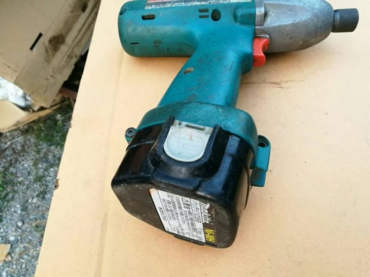 1300 บ. ส่งฟรี083-2000058 LINE ID: line832923 IMPACT DRIVER ชุดบล๊อกกระแทกด้วยระบบค้อนแรงบิดสูง ใช้แบตเตอร์ยี่ห้อ Makita จากญี่ปุ่นหมุนที่ 0-2000รอบต่อนาที ชุดทดขนาดใหญ่ แบตขนาด 12V.มีแบต1ก้อน(เสีีอม) แท่นชาร์ท 1300 บ. ส่งฟรี083-2000058 LINE ID: line832923 IMPACT DRIVER ชุดบล๊อกกระแทกด้วยระบบค้อนแรงบิดสูง ใช้แบตเตอร์ยี่ห้อ Makita จากญี่ปุ่นหมุนที่ 0-2000รอบต่อนาที ชุดทดขนาดใหญ่ แบตขนาด 12V.มีแบต1ก้อน(เสีีอม) แท่นชาร์ท