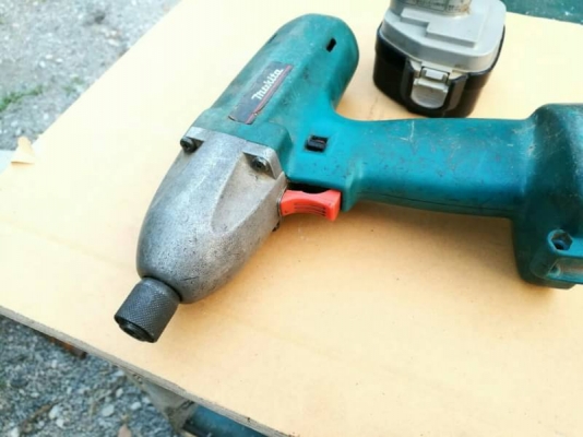 1300 บ. ส่งฟรี083-2000058 LINE ID: line832923 IMPACT DRIVER ชุดบล๊อกกระแทกด้วยระบบค้อนแรงบิดสูง ใช้แบตเตอร์ยี่ห้อ Makita จากญี่ปุ่นหมุนที่ 0-2000รอบต่อนาที ชุดทดขนาดใหญ่ แบตขนาด 12V.มีแบต1ก้อน(เสีีอม) แท่นชาร์ท 1300 บ. ส่งฟรี083-2000058 LINE ID: line832923 IMPACT DRIVER ชุดบล๊อกกระแทกด้วยระบบค้อนแรงบิดสูง ใช้แบตเตอร์ยี่ห้อ Makita จากญี่ปุ่นหมุนที่ 0-2000รอบต่อนาที ชุดทดขนาดใหญ่ แบตขนาด 12V.มีแบต1ก้อน(เสีีอม) แท่นชาร์ท