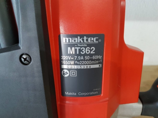 ราวเตอร์ เครื่องฉลุลายไม้ Maktec รุ่น MT362 ใหม่ล่าสุด สภาพใหม่มาก มีที่จับชิ้นงาน