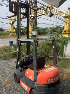 ขายรถโฟล์คลิฟท์มือสอง Forklift TOYOTA รุ่น 6FGL14