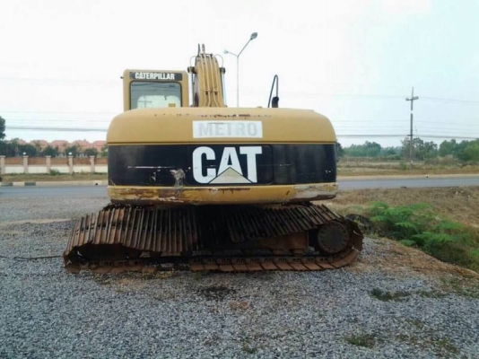 CATTERPILAR 320C 950,000 บาท 16,000 ชัวโมง เครื่องดี ปั้มดี (โช่- รอเลอร์ และ สปอกเก็ต. ต้องเปลียน) เอวแน่น เอกสารเล่มทะเบียน  รถอยู่ จ.สกลนคร โทร&amp;ไอดีไลน์ 0610710295
