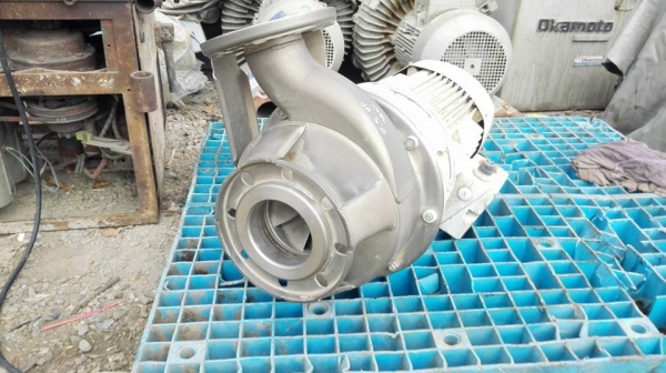 ** ไปอยู่ระยองครับ ** ปั้มน้ำหัวสแตนเลสเยอรมัน KSB 7.5 HP 380V ของใหม่เก่าเก็บไม่เคยใช้งาน