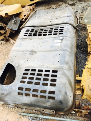 ขายฝาครอบเครื่อง KOMATSU PC200-8