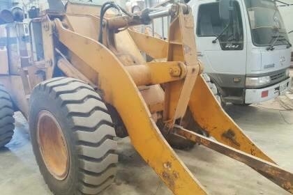 ขาย 495,000 บาท KOMATSU 515 สภาพสวยพร้อมใช้งาน ต่อแขนเรียบร้อย ยางสวยทั้ง 4 เส้น  เอกสารอินวอยท์  รถอยู่ จ.อุดรธานี  โทร098-1862844 อ๊อฟ 101 ไอดีไลน์ ja5657